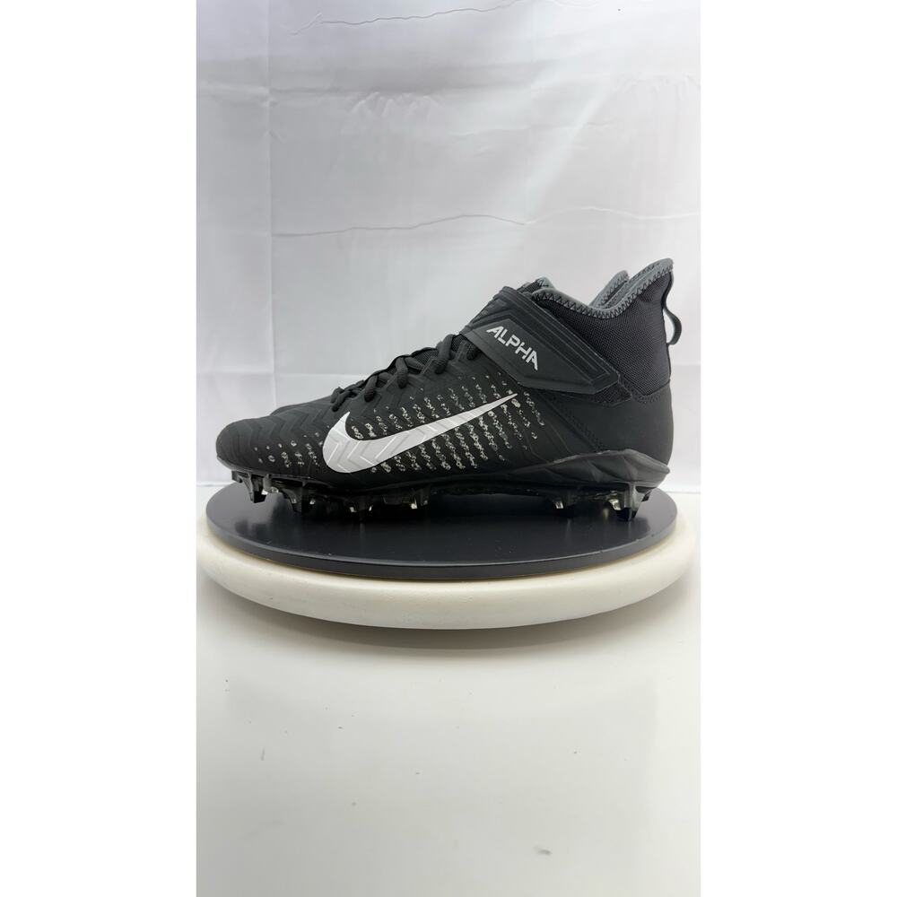 Nike Alpha Menace Pro 2 Mid Mens 10.5 Black White Football Cleats AQ3209-002 NEW